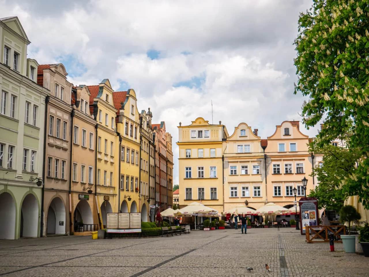 Jelenia Góra: Atrakcje miasta i okolic - przewodnik po Karkonoszach